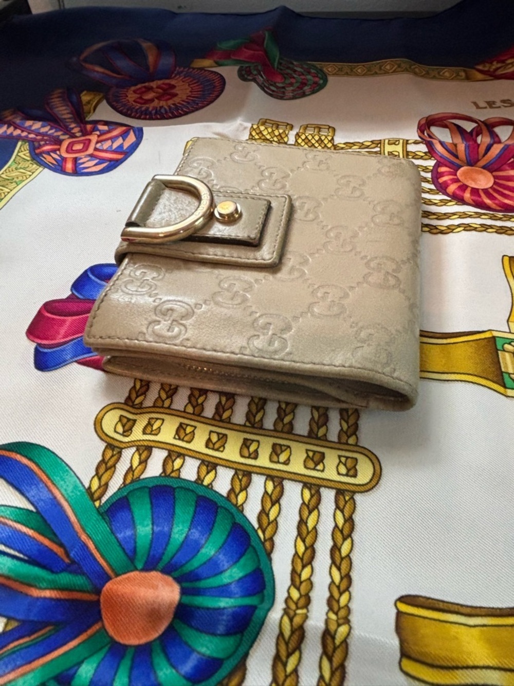 Authentic Gucci Abbey D-Ring Compact Wallet Metallic Guccissima Leather - Picture 5 of 11